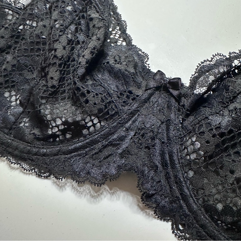 Adore Me Black Lace Underwire Bra Size 44D‎ Sexy Pin Up Burlesque Lingerie EUC